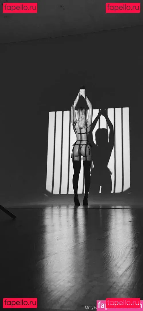 annpergibenko Onlyfans Photo Gallery 