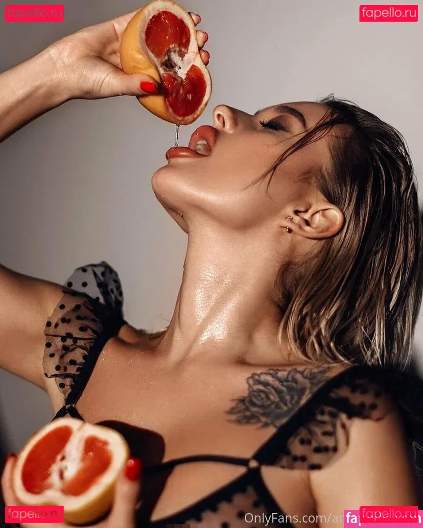 annpergibenko Onlyfans Photo Gallery 