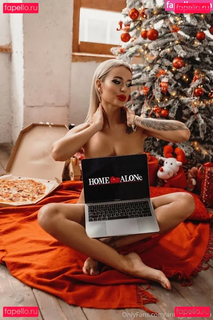 annpergibenko Onlyfans Photo Gallery 