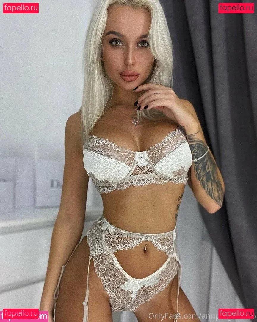 annpergibenko Onlyfans Photo Gallery 
