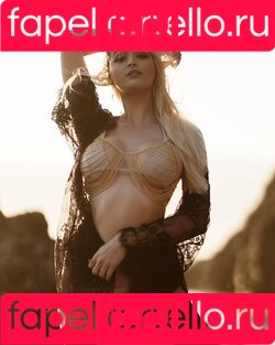 Danielle DeNicola Onlyfans Photo Gallery 