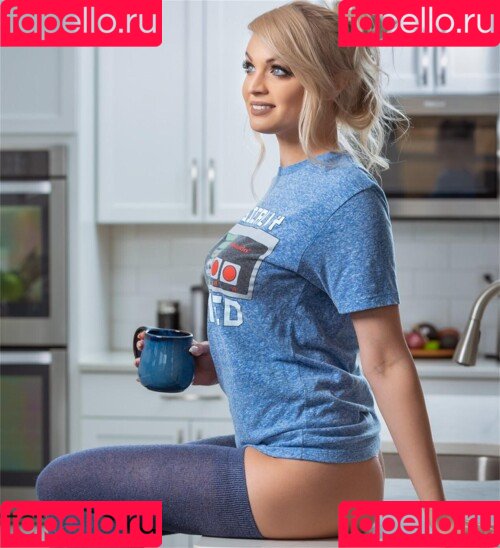 Danielle DeNicola Onlyfans Photo Gallery 