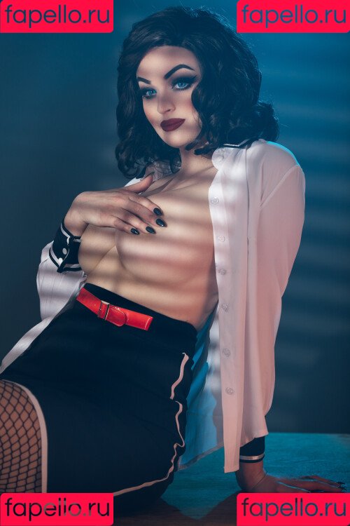 Danielle DeNicola Onlyfans Photo Gallery 