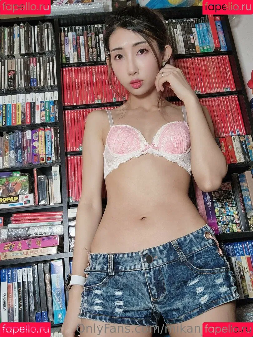 mikan_cosfree Onlyfans Photo Gallery 