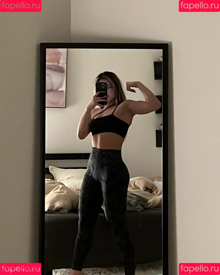 Leoniemontybtw Onlyfans Photo Gallery 