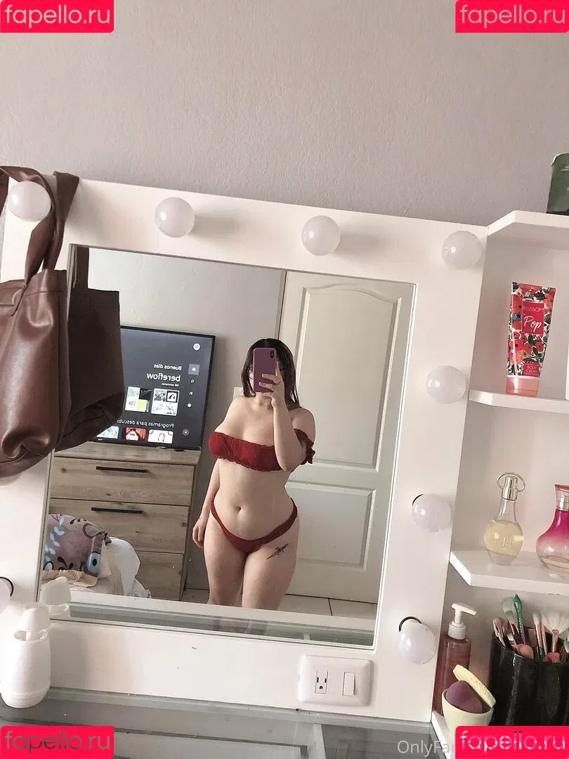 lilmawi Onlyfans Photo Gallery 