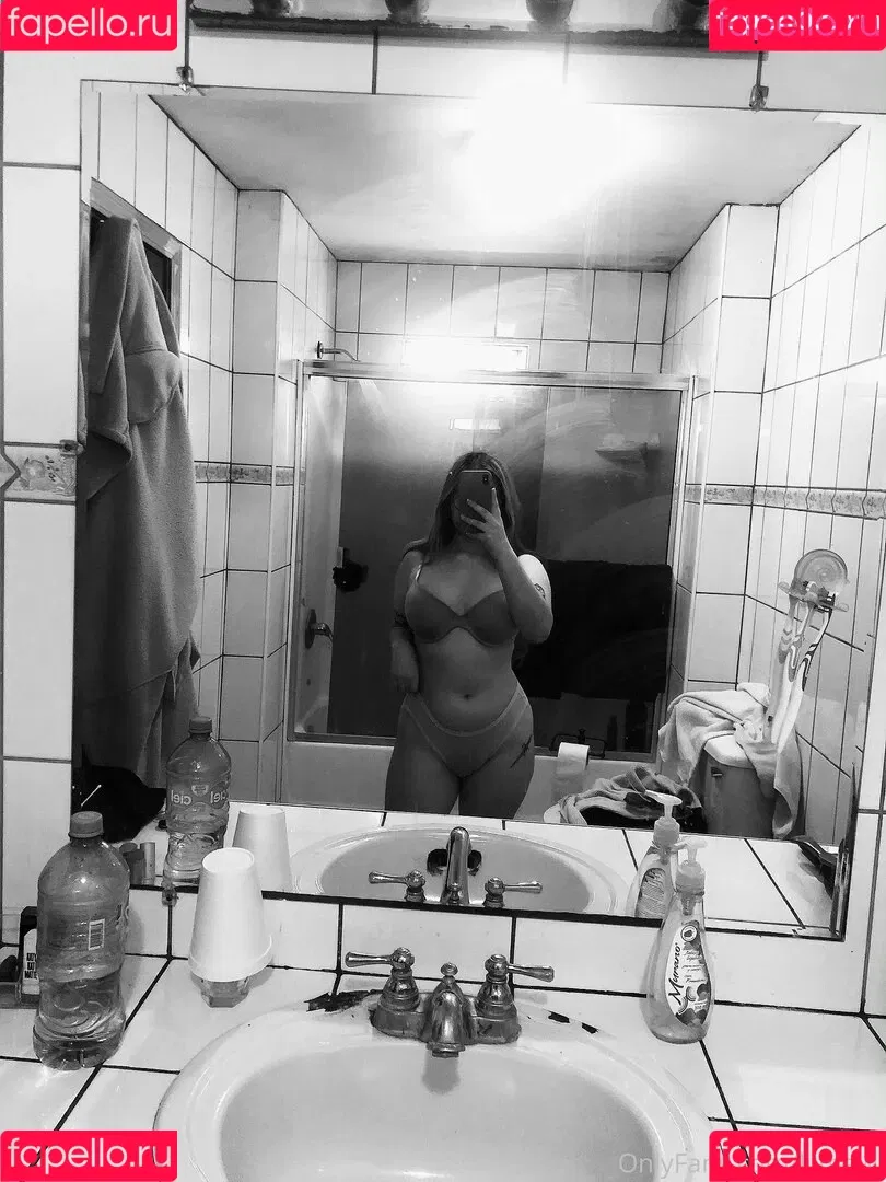 lilmawi Onlyfans Photo Gallery 