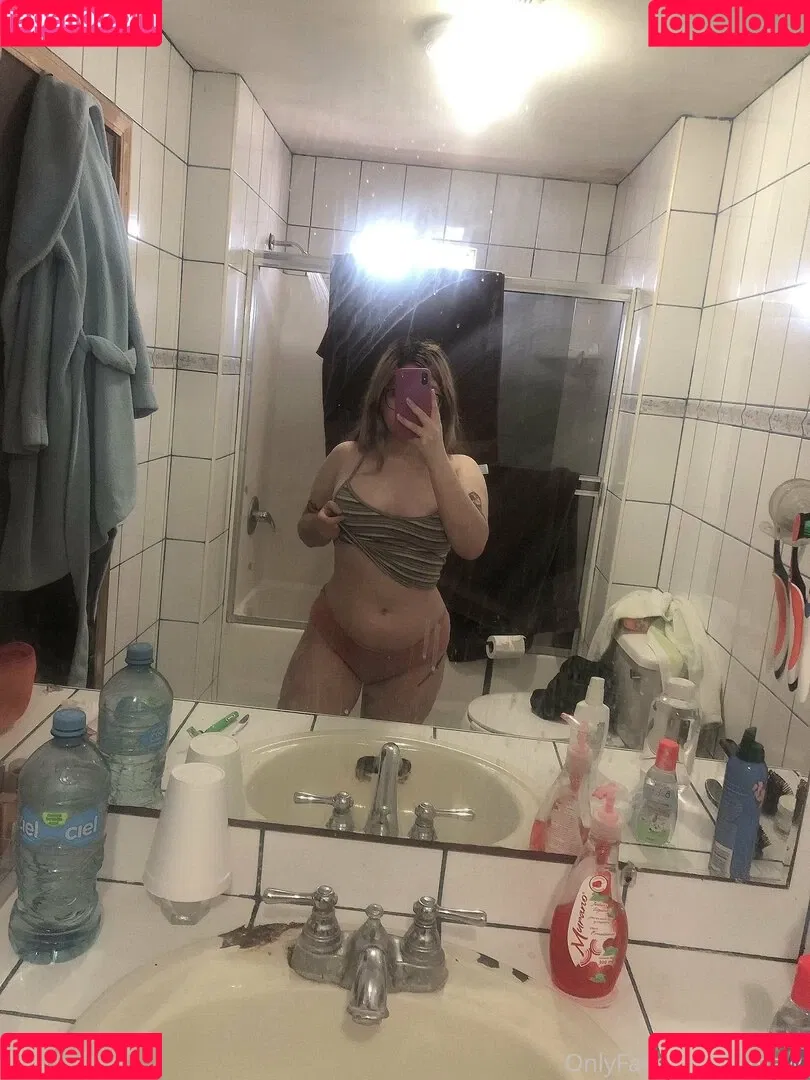 lilmawi Onlyfans Photo Gallery 