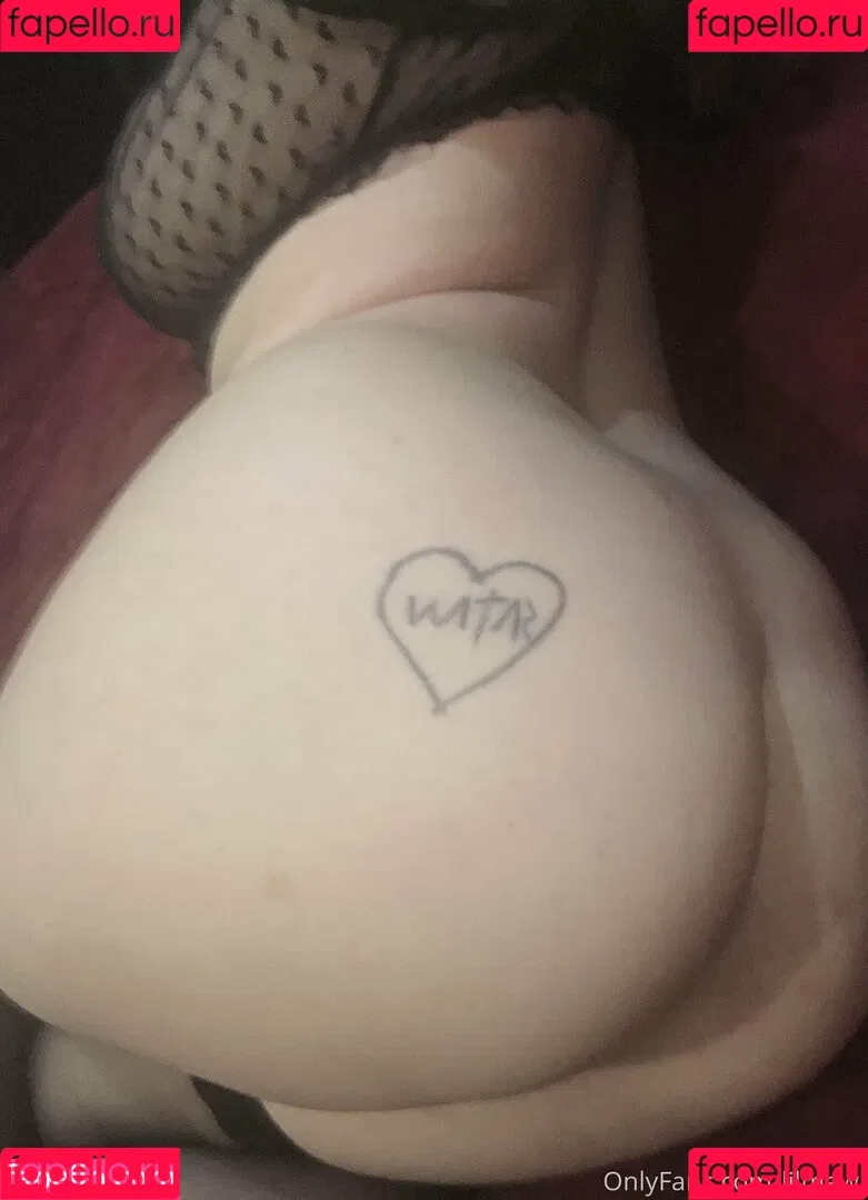 lilmawi Onlyfans Photo Gallery 