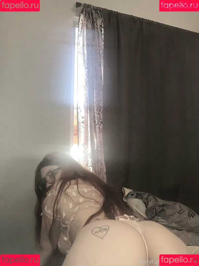 lilmawi Onlyfans Photo Gallery 