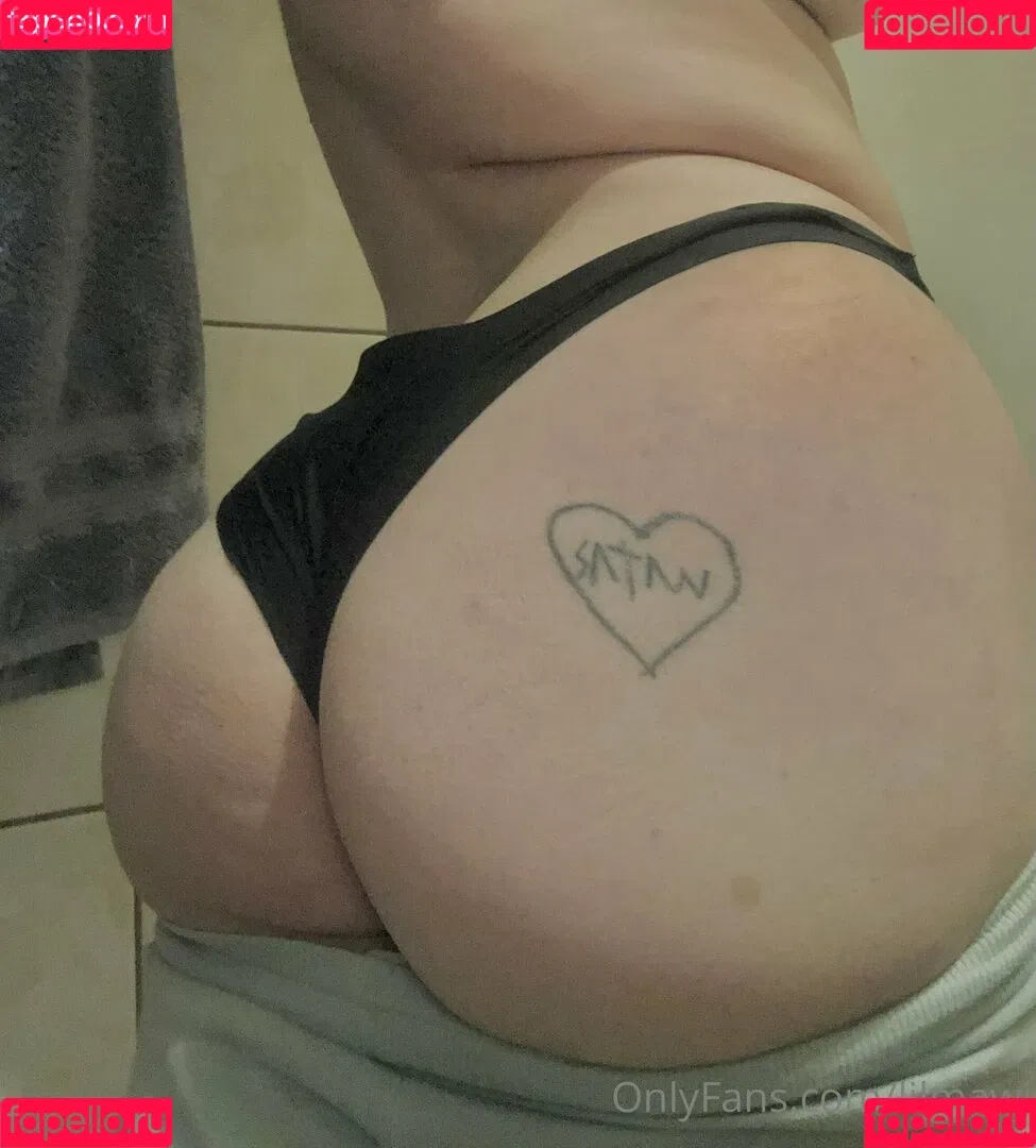 lilmawi Onlyfans Photo Gallery 