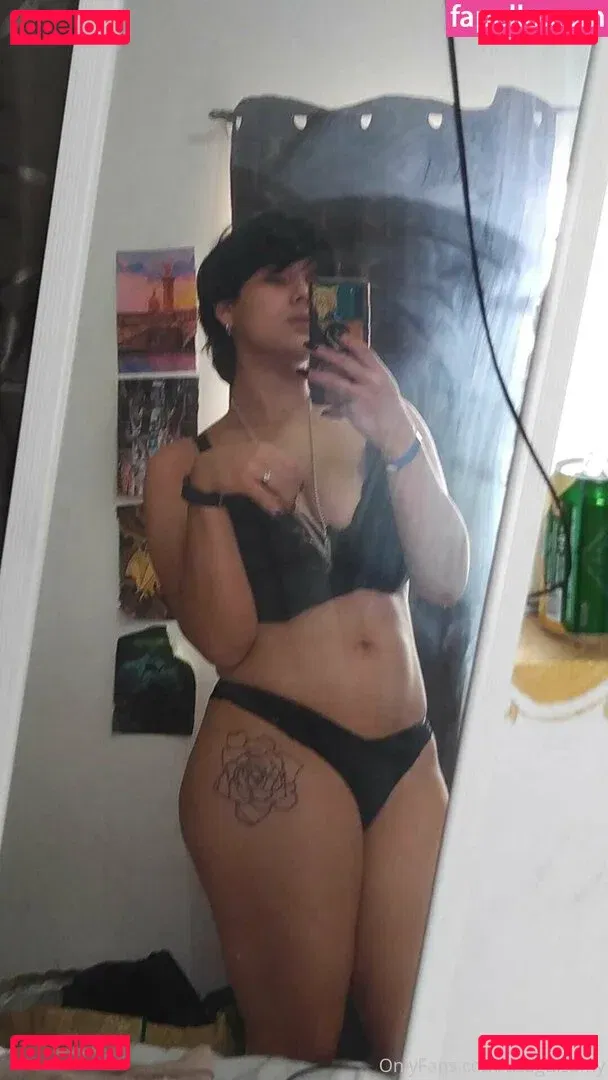 usaguisamy Onlyfans Photo Gallery 