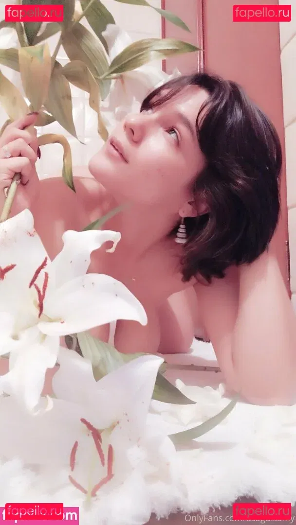 usaguisamy Onlyfans Photo Gallery 