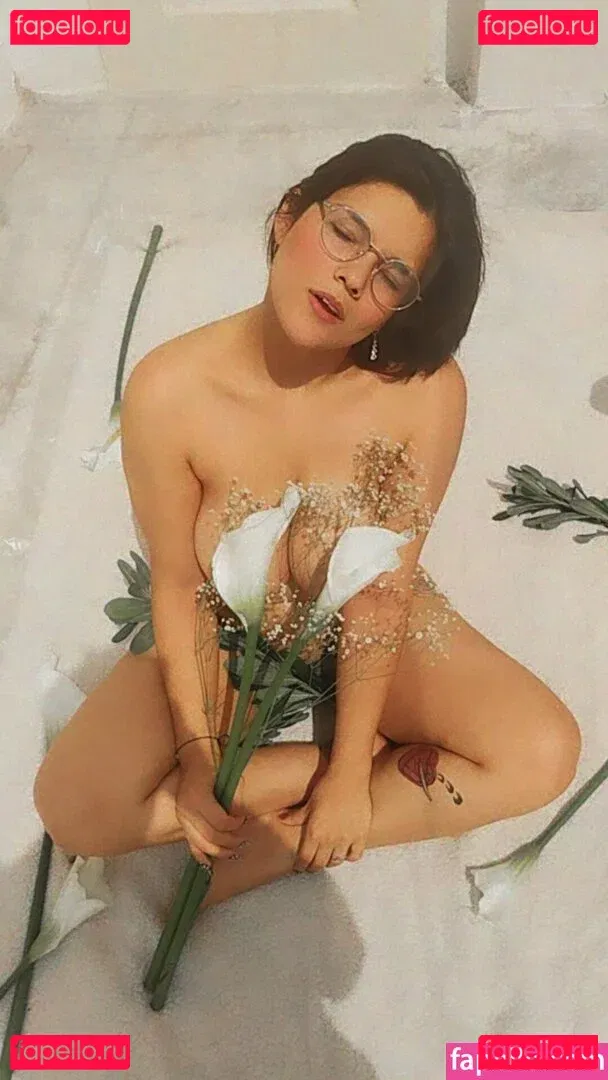 usaguisamy Onlyfans Photo Gallery 