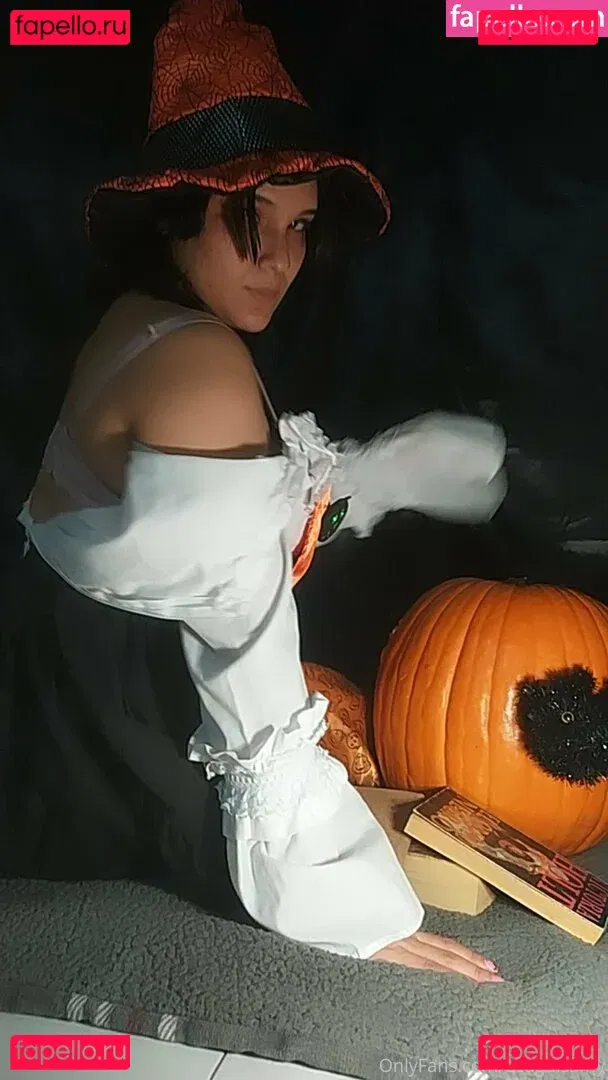 usaguisamy Onlyfans Photo Gallery 