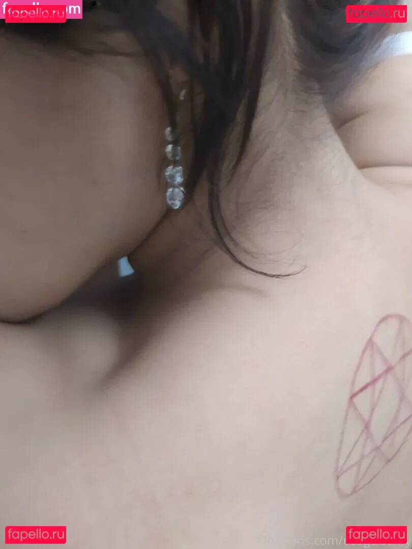 usaguisamy Onlyfans Photo Gallery 