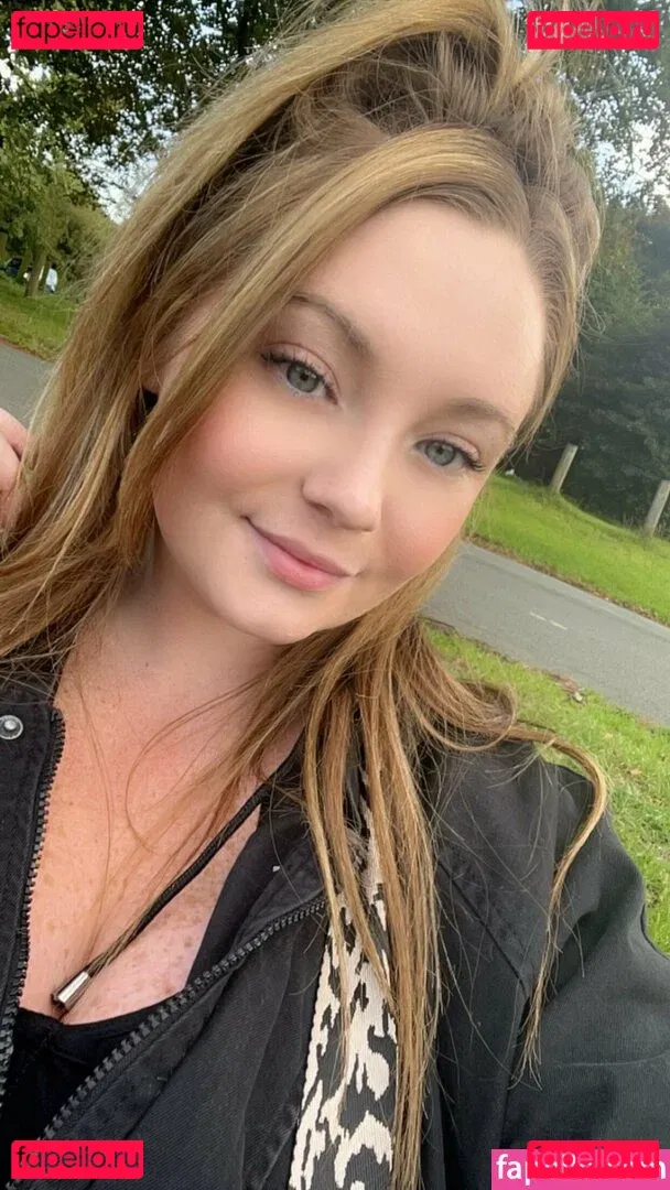 coco-lls Onlyfans Photo Gallery 