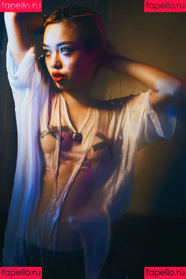 EmotionalBirdy Onlyfans Photo Gallery 