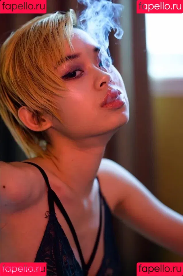 EmotionalBirdy Onlyfans Photo Gallery 