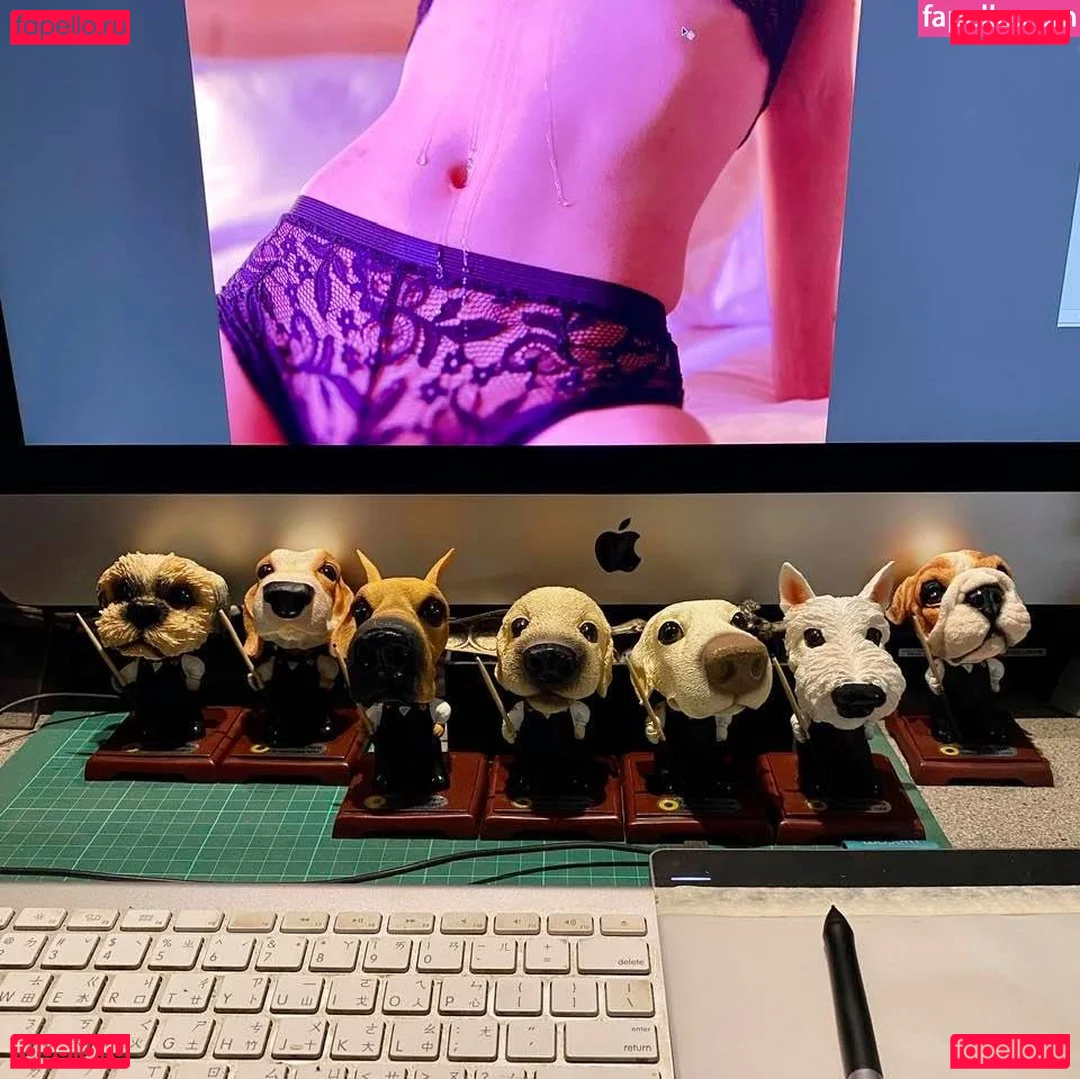 EmotionalBirdy Onlyfans Photo Gallery 