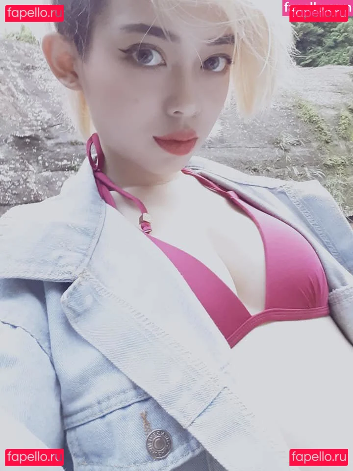 EmotionalBirdy Onlyfans Photo Gallery 