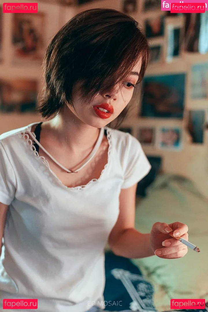 EmotionalBirdy Onlyfans Photo Gallery 