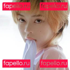 EmotionalBirdy Onlyfans Photo Gallery 