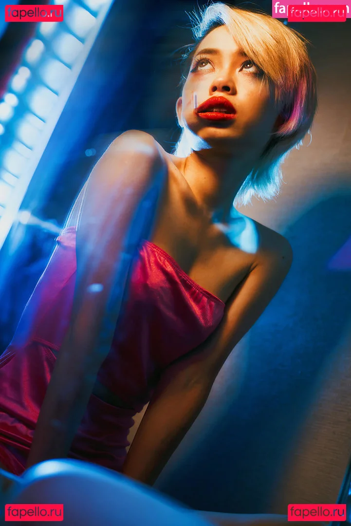 EmotionalBirdy Onlyfans Photo Gallery 