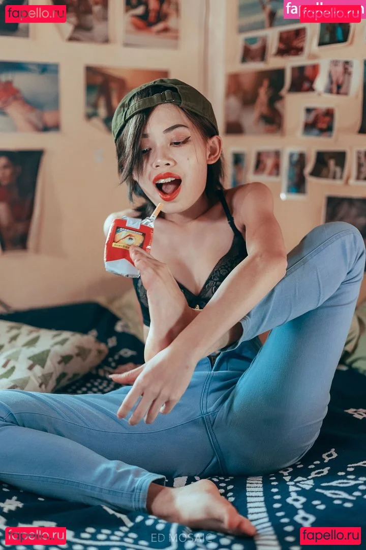 EmotionalBirdy Onlyfans Photo Gallery 