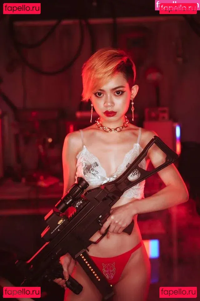 EmotionalBirdy Onlyfans Photo Gallery 