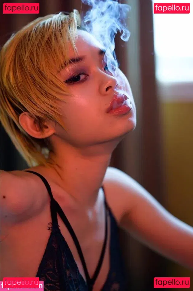 EmotionalBirdy Onlyfans Photo Gallery 