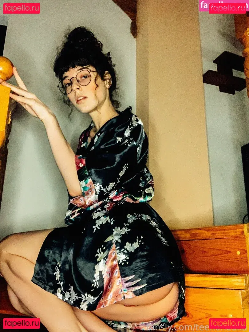 Teehohodka Onlyfans Photo Gallery 