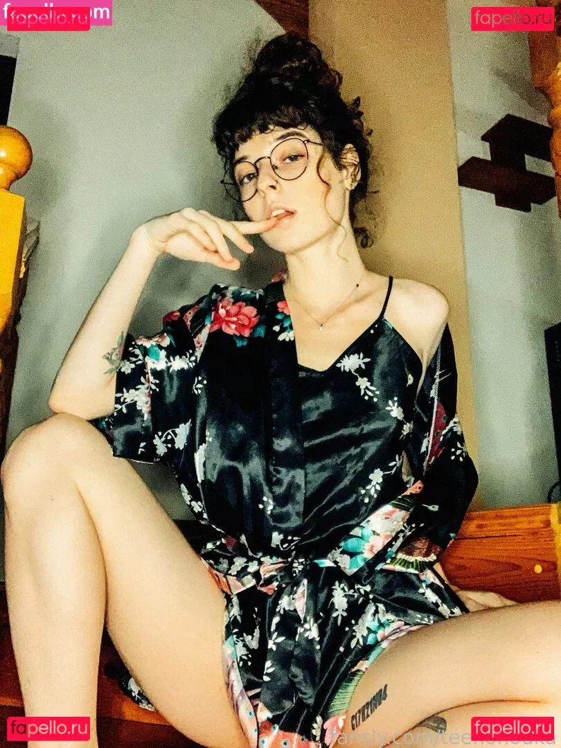 Teehohodka Onlyfans Photo Gallery 