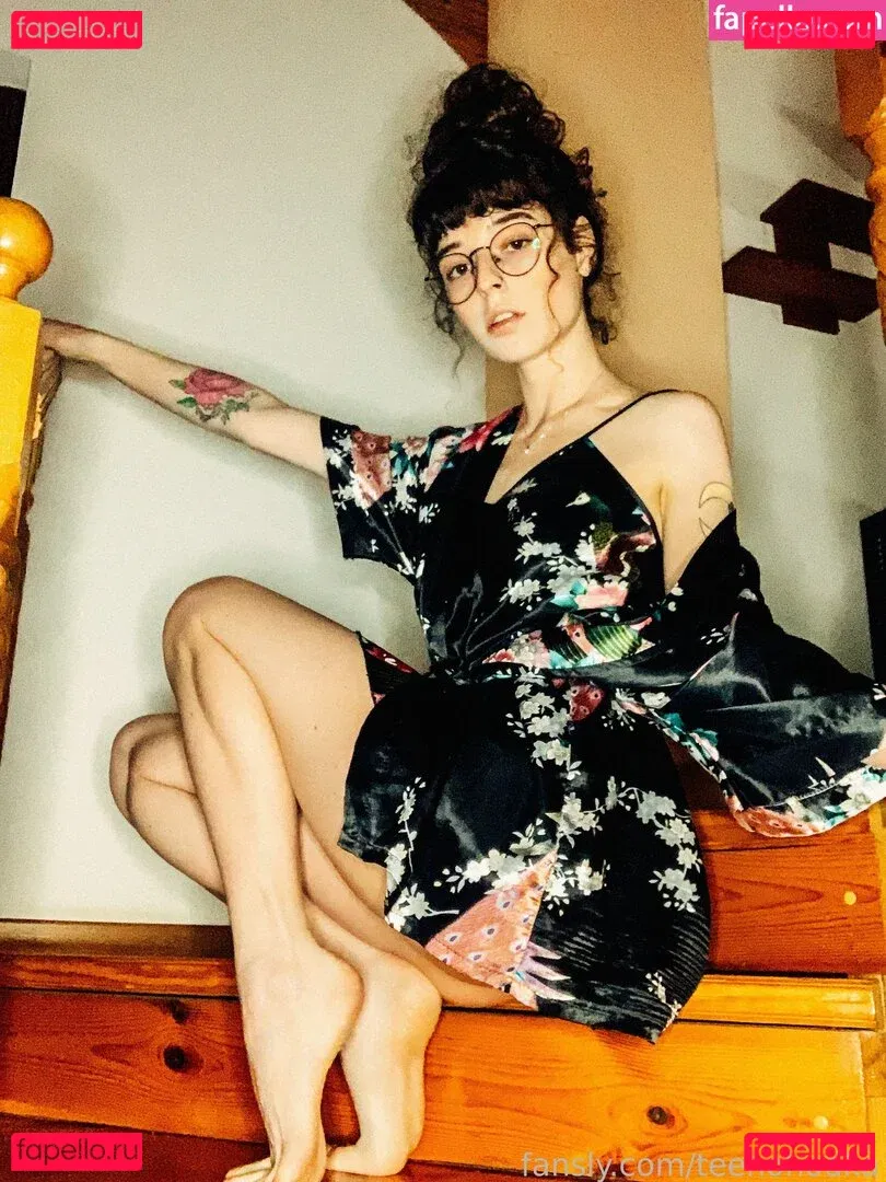 Teehohodka Onlyfans Photo Gallery 