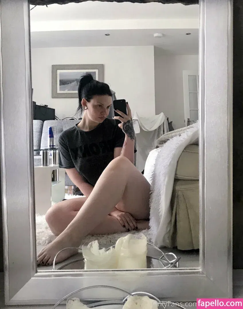 gemiinibaby Onlyfans Photo Gallery 