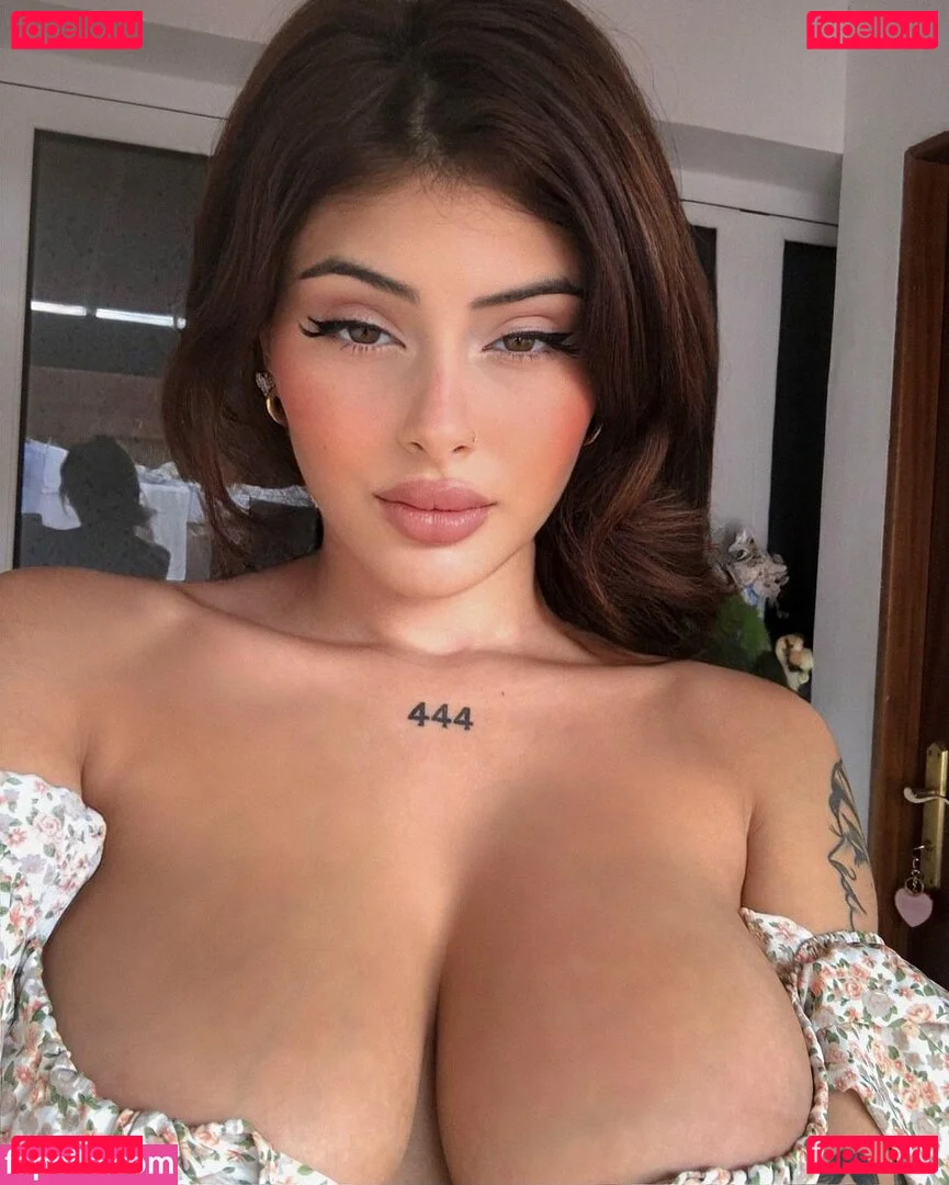Paula Benitez Onlyfans Photo Gallery 