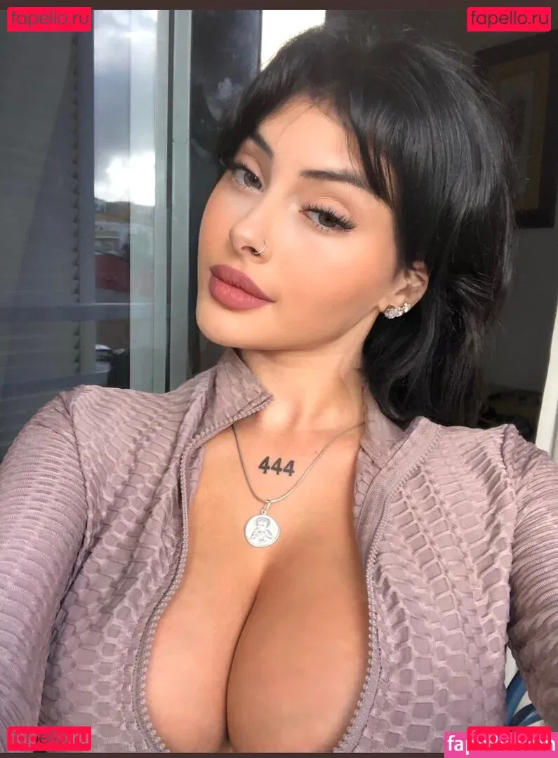 Paula Benitez Onlyfans Photo Gallery 