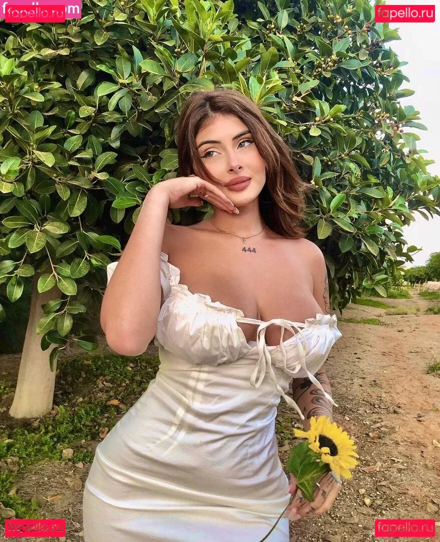 Paula Benitez Onlyfans Photo Gallery 