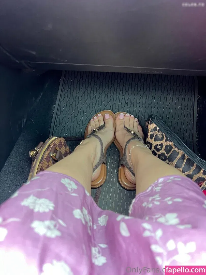 Lelynha Onlyfans Photo Gallery 