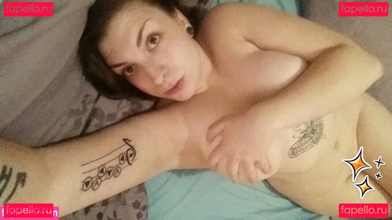 Ellysux Nude Onlyfans Photo 9