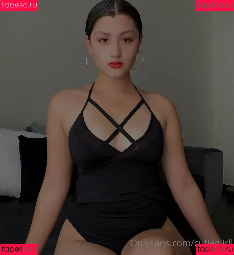 soymarianacast Onlyfans Photo Gallery 