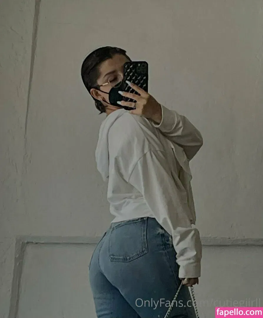 soymarianacast Onlyfans Photo Gallery 