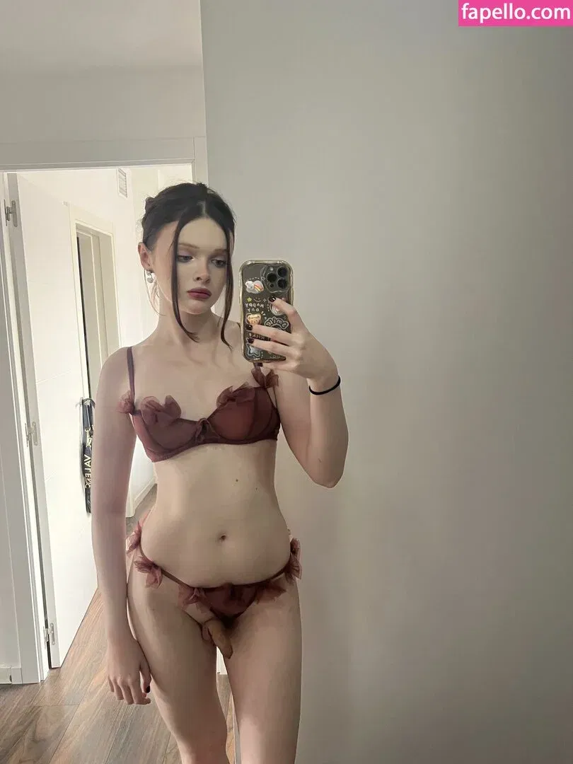 Genderflipflops Onlyfans Photo Gallery 