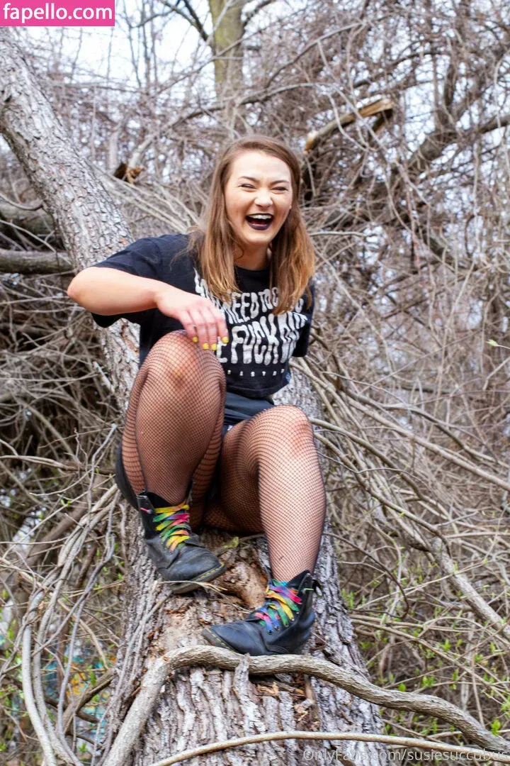 susiesuccubus Onlyfans Photo Gallery 