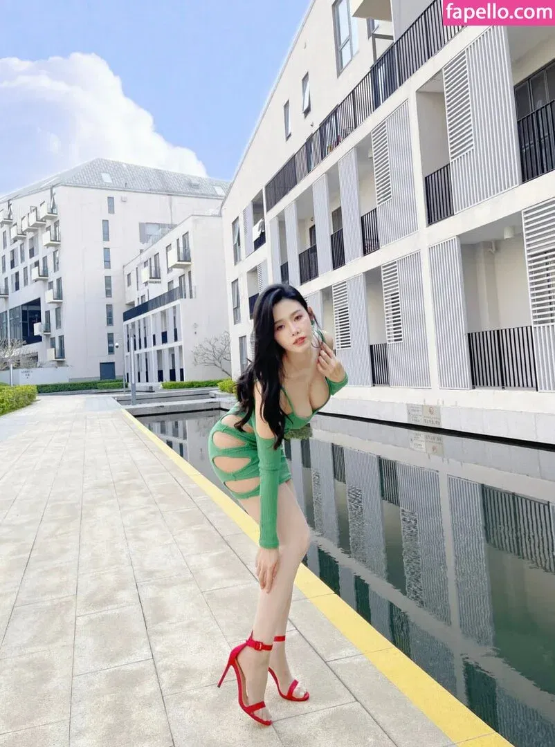 Luvian Ben Neng Onlyfans Photo Gallery 