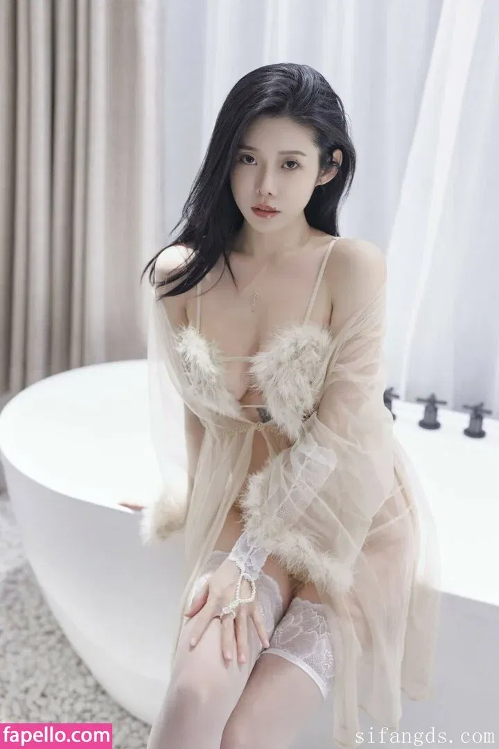 Luvian Ben Neng Onlyfans Photo Gallery 