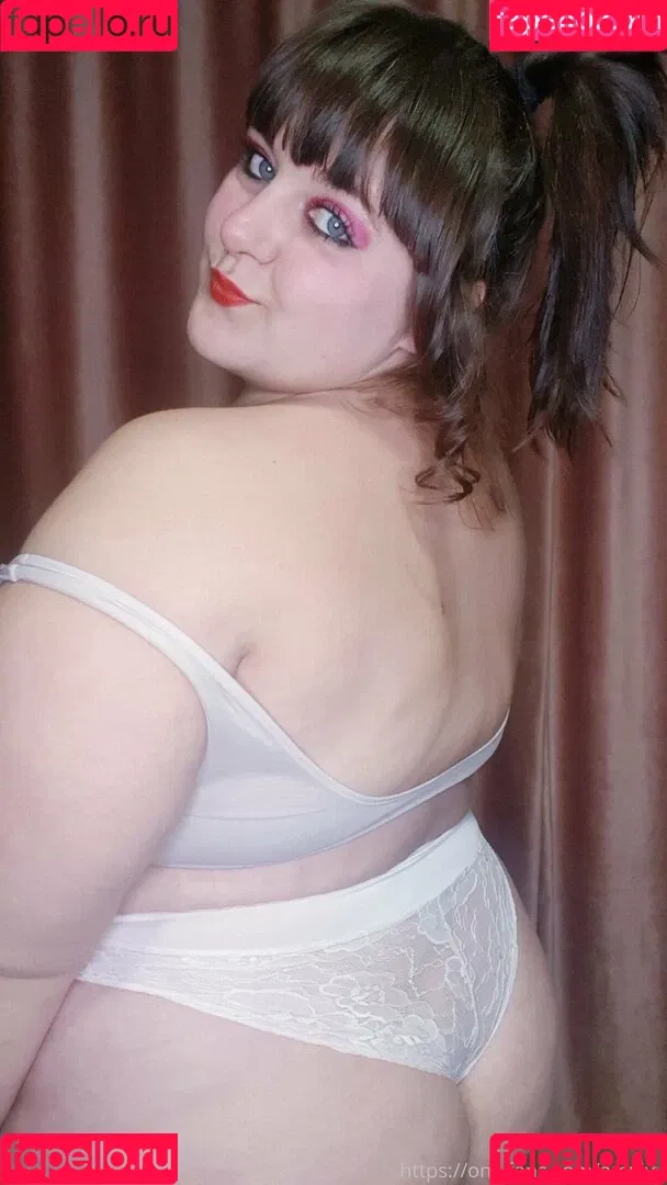 amylyy Onlyfans Photo Gallery 