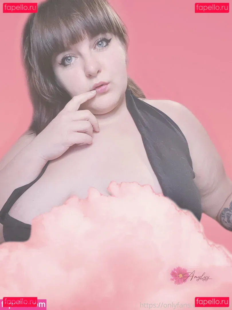 amylyy Onlyfans Photo Gallery 