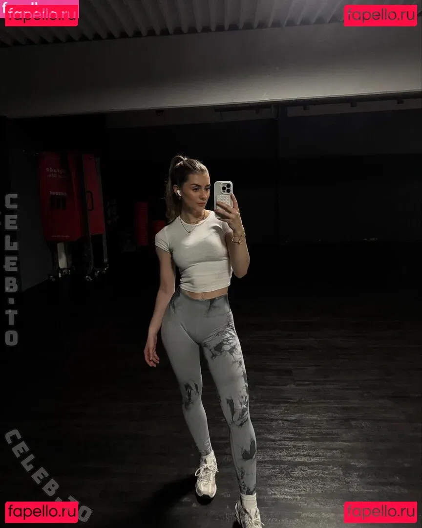 Marie Onlyfans Photo Gallery 