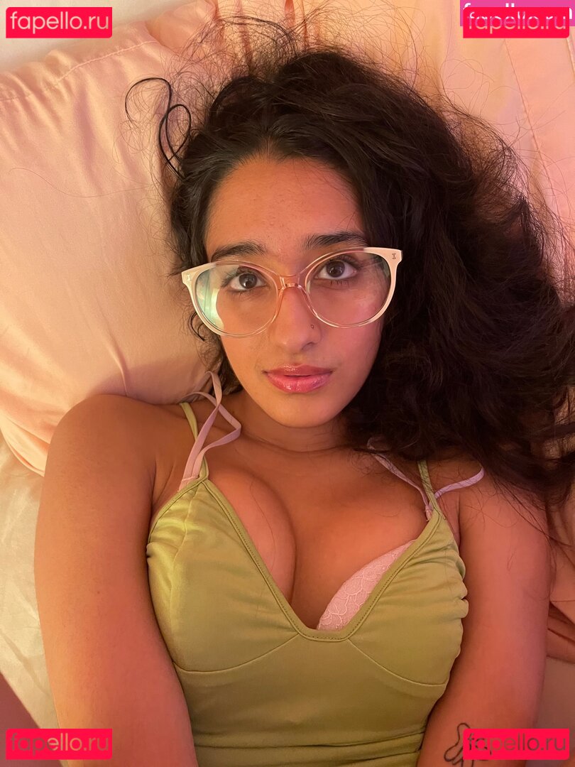Raveena Nude Onlyfans Photo 44